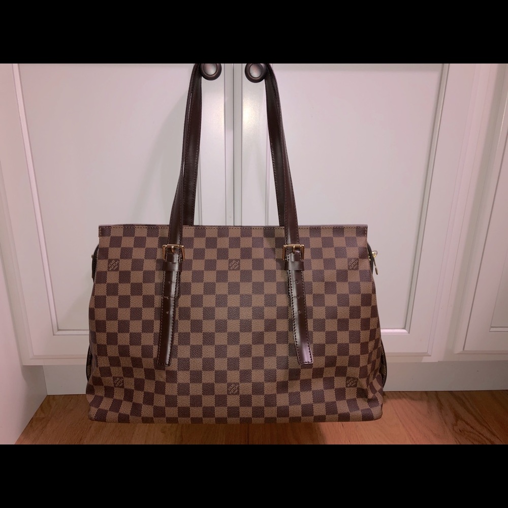 Authentic Louis Vuitton Chelsea